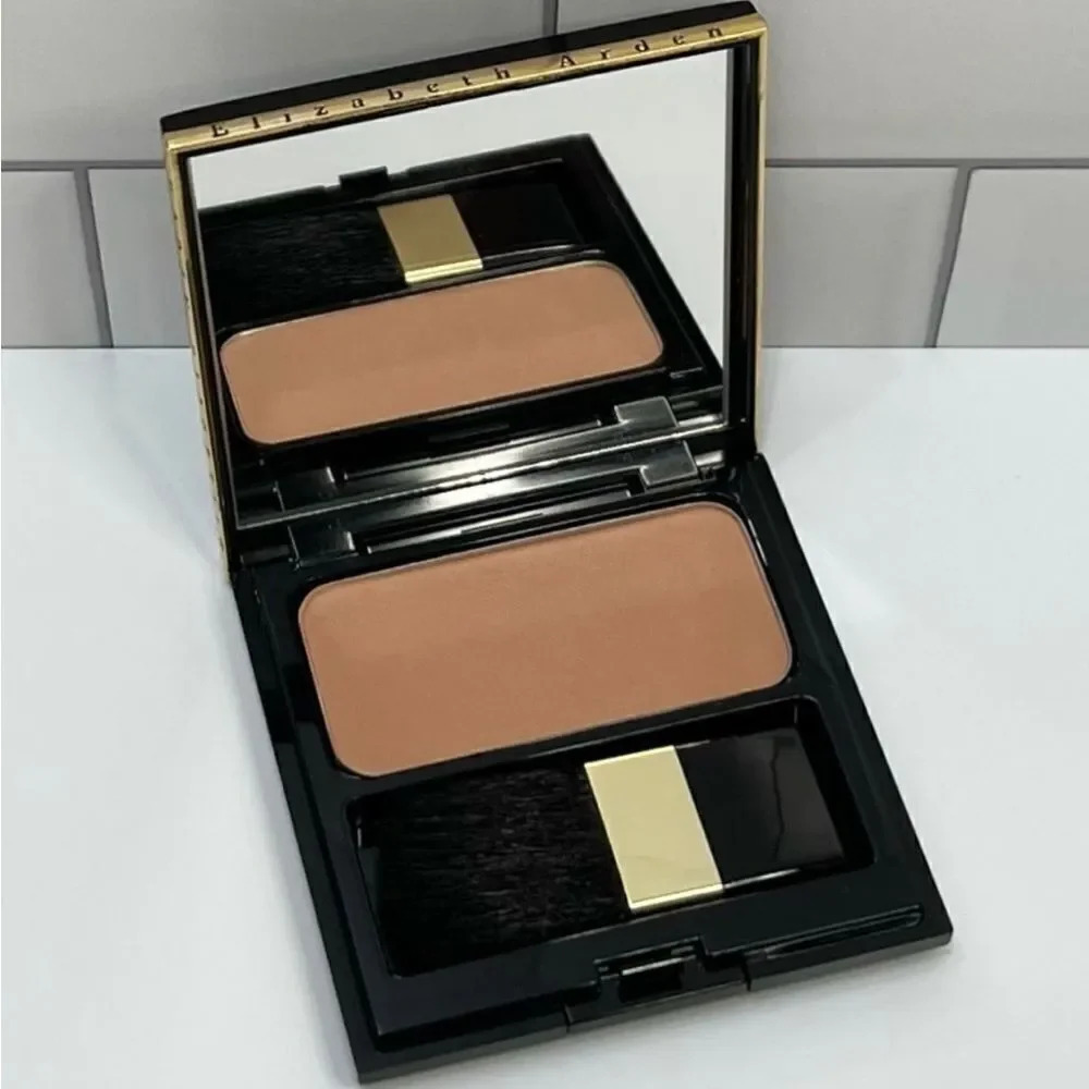 Elizabeth Arden 05 Peach Blush